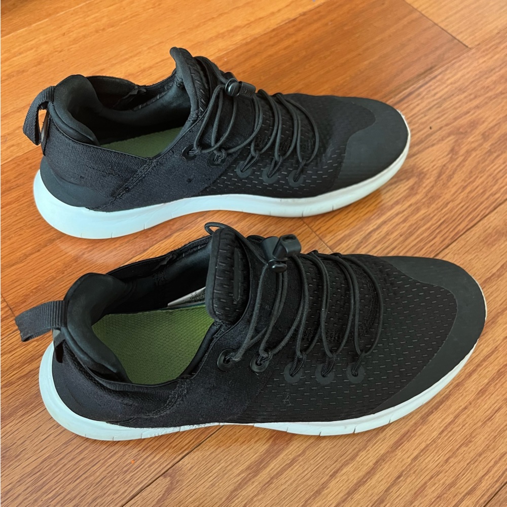 Women’s Nike Run Free Commuter Running Shoes - Size 8 (Item 2 of 2)